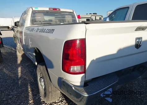 2014 Ram 2500 Tradesman z USA, uszkodzony, nr VIN 3C6TR5HT1EG154919
